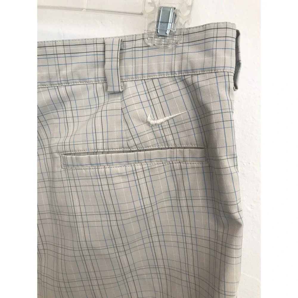 Nike Golf Mens Dri Fit Shorts Logo Chino Sz 36 Beige Plaid Pockets Golf Athletic